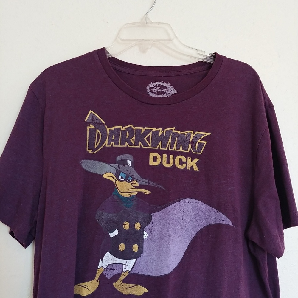 DarkWing Duck graphic tee purple size XL